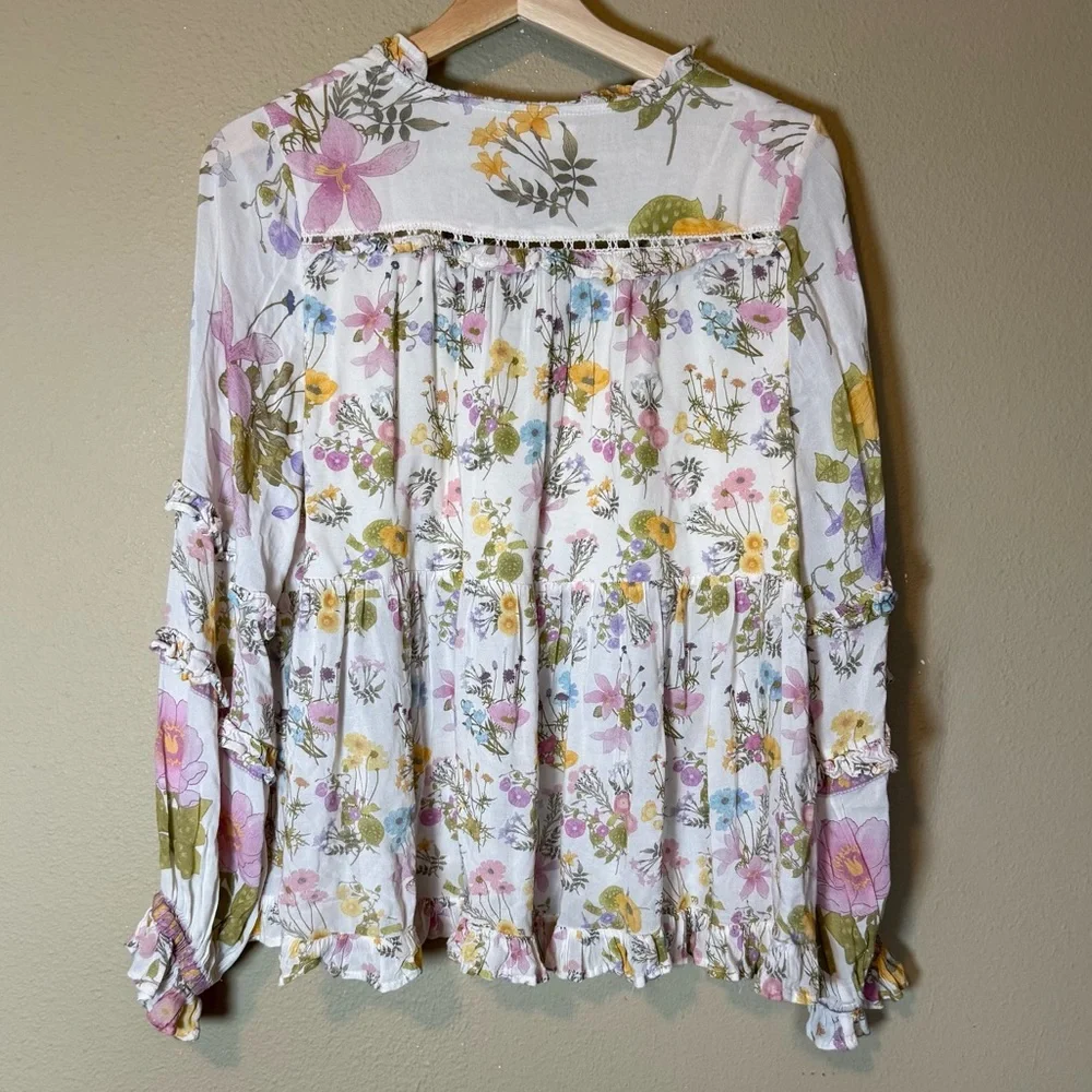 Spell and the Gypsy Collective Wild Bloom Blouse Boho
Cream Floral Medium - Picture 4 of 7